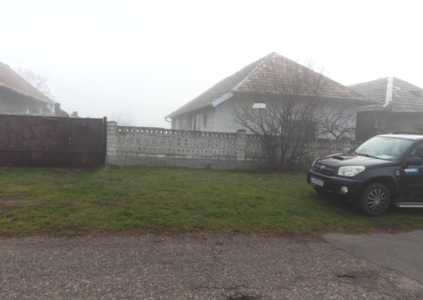 Slnečný rodinný dom, 90 m2, rekonštrukcia, Čata, okr. Levice