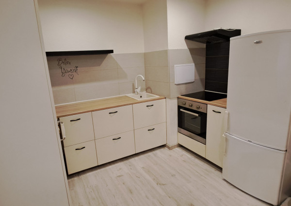 Prenajom 2 izbového bytu v Žarnovici