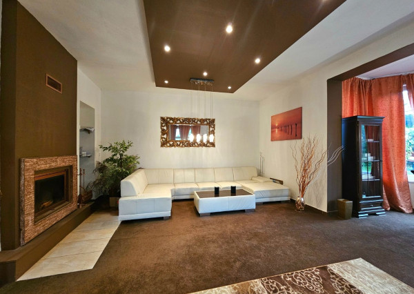 Vila dom 452m2 na pozemku 713m2,centre mesta Dunajská streda