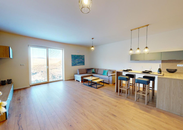 POSLEDNÝ Rodinný dom 4-izbový+terasa (18m2) Dvorníky pri HC