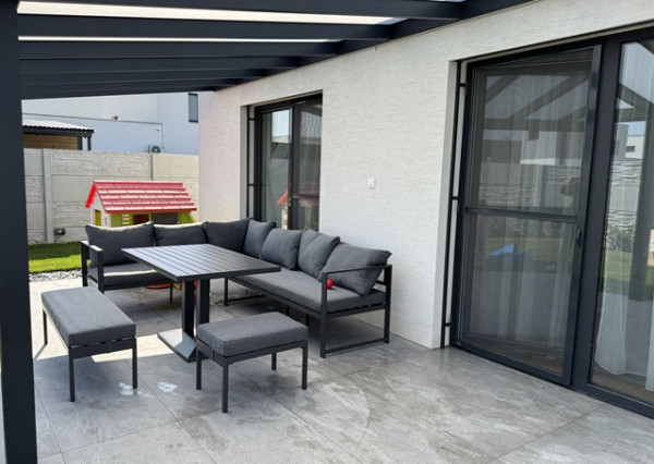 POSLEDNÝ 1-izb.byt+NADŠTANDARD 79m2+terasa Dvorníky pri HC