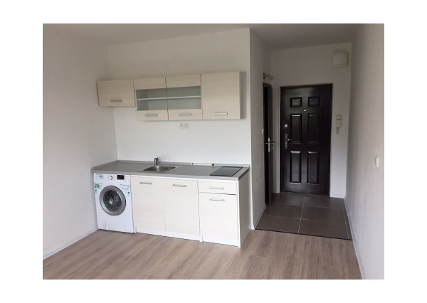 Hľadám pre konkrétnu klientku garsónku v Šali