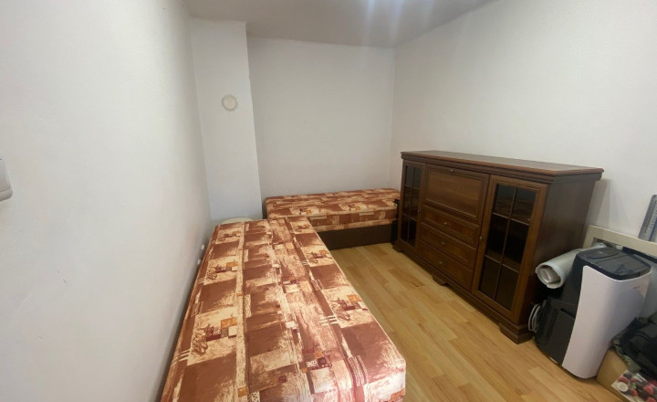 Znížená cena!!! Podpivničený štvorizbový RD v Slovenskom Grobe s VEĽKÝM POZEMKOM AŽ 2142 m2, napojenie na všetky IS - fotografia 6