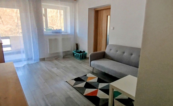 Exkluzívne. Dvojpodlažný RD o celkovej rozlohe 246 m2 v obci Slovinky - fotografia 10