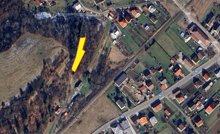 STAŠKOV - REKREAČNÝ POZEMOK 1372m2