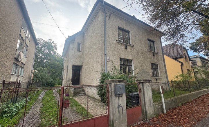 3-izbový veľký byt Martin - centrum , pôvodný stav, záhrada