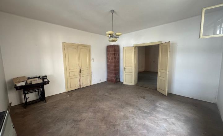 3-izbový veľký byt Martin - centrum , pôvodný stav, záhrada - fotografia 4