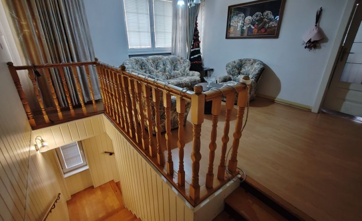 ZNÍŽENÁ CENA... EXKLUZÍVNE! VILA-DOM V PREŠOVE VÝBORNÁ LOKALITA, na pozemku o výmere 1013 m2. - fotografia 7