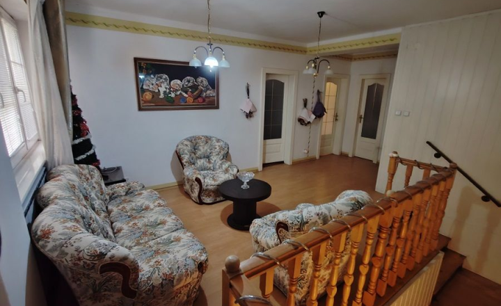 ZNÍŽENÁ CENA... EXKLUZÍVNE! VILA-DOM V PREŠOVE VÝBORNÁ LOKALITA, na pozemku o výmere 1013 m2. - fotografia 8