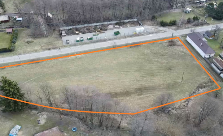Stavebný pozemok v obci Ostrý Grúň o výmere 660 m2 - fotografia 3