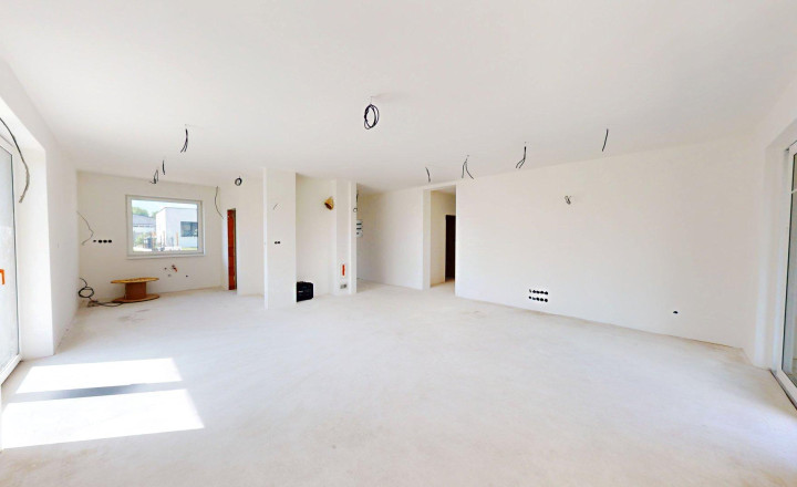 4 izbový bungalov, garáž, 600m2, Vinosady okres Pezinok - fotografia 5