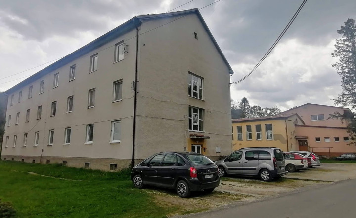 Prenájom jednoizbového bytu v Smolniku - fotografia 2