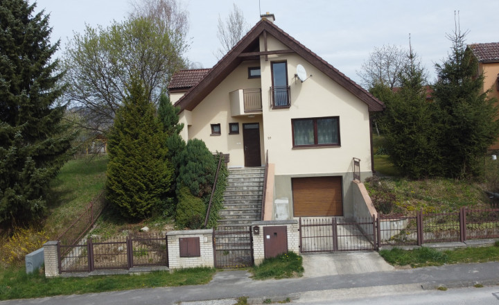 Top lokalita  4-izbový rodinný dom Žilina-Rosinky - fotografia 3