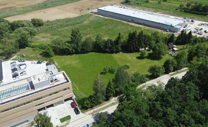 ŽILINA - ROSINSKÁ CESTA - POZEMOK 3340m2 - fotografia 4