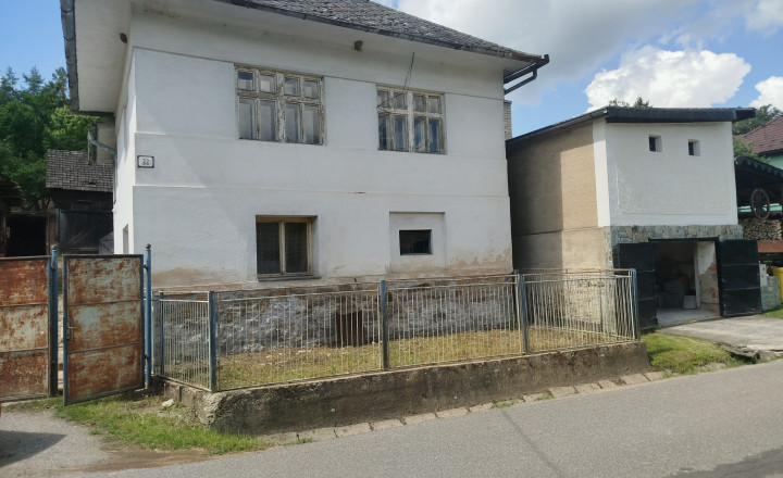 INVESTIČNÁ PRÍLEŽITOSŤ: Takmer 30-árový pozemok s obrovskou víziou v lone prírody (Miklušovce)