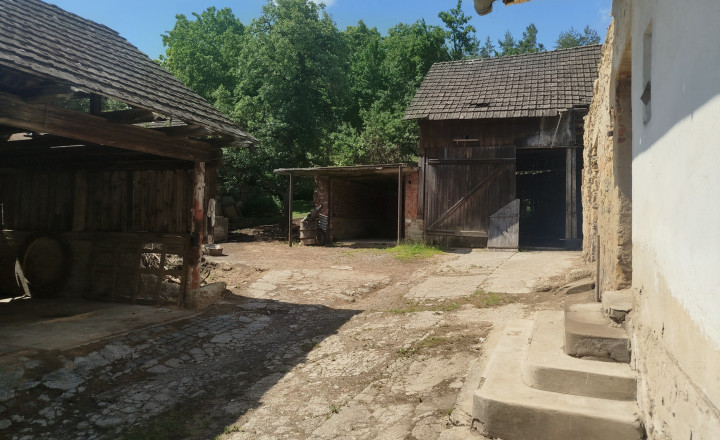 INVESTIČNÁ PRÍLEŽITOSŤ: Takmer 30-árový pozemok s obrovskou víziou v lone prírody (Miklušovce) - fotografia 5