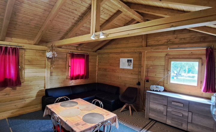 Na predaj stavebný pozemok 825 m² v intraviláne Bzenice - fotografia 3