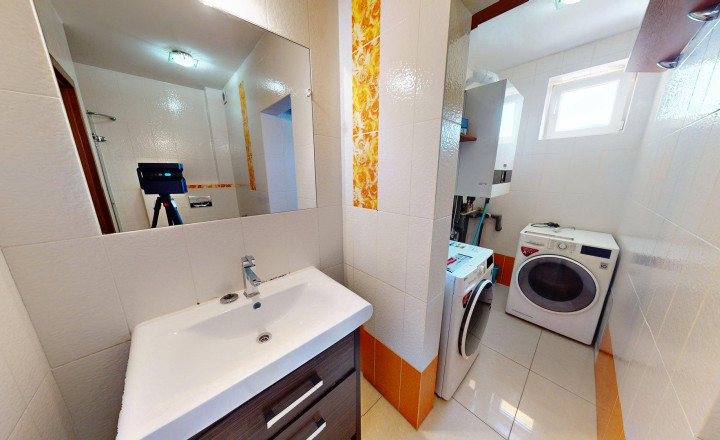 ŽILINA CENTRUM -  PRENÁJOM 4-IZBOVÝ BYT + PARKOVANIE - fotografia 9