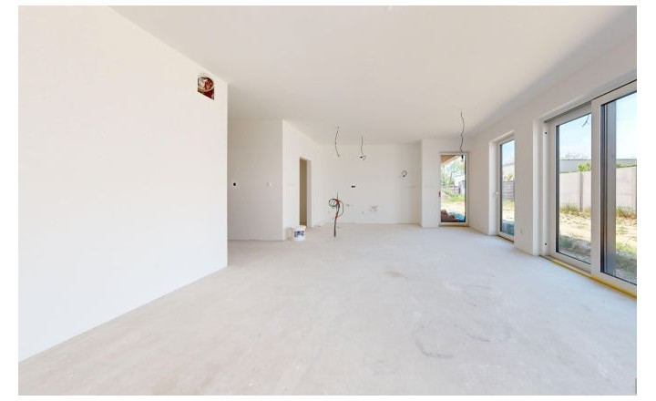4 izbový bungalov, garáž, 540m2, Hájna ulica, Bernolákovo