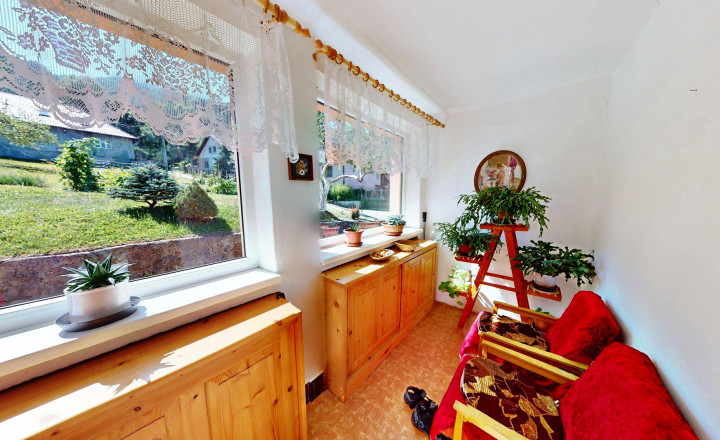 RODINNÝ DOM TERCHOVÁ - VYŠNÉ KAMENCE, POZEMOK 2398 m² - fotografia 12