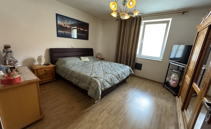 5 izbový rodinný dom v Šali + menší domček pre rodičov - fotografia 10
