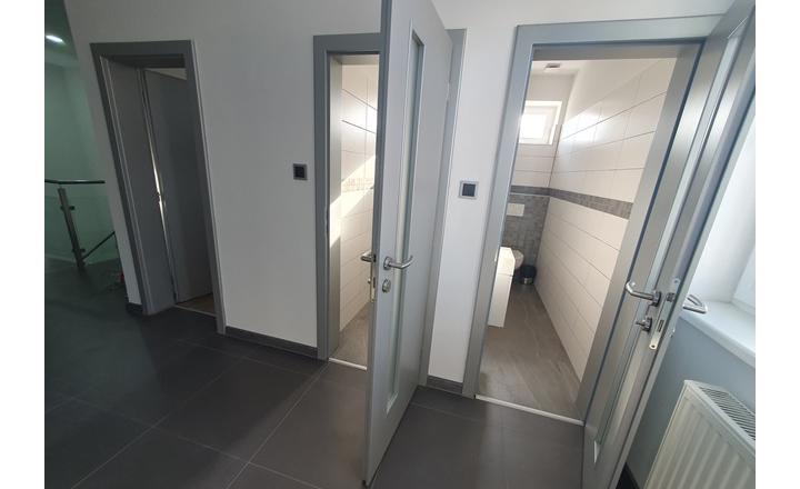 Moderní kancelárske priestory+3izb.byt, Piešťany,Ststaničná - fotografia 13