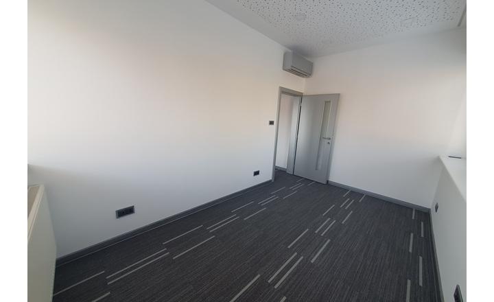Moderní kancelárske priestory+3izb.byt, Piešťany,Ststaničná - fotografia 17