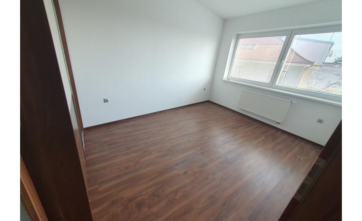 Moderní kancelárske priestory+3izb.byt, Piešťany,Ststaničná - fotografia 30