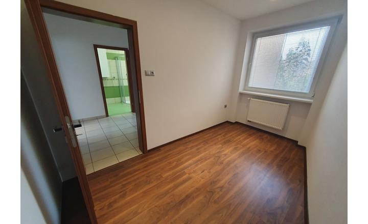 Moderní kancelárske priestory+3izb.byt, Piešťany,Ststaničná - fotografia 31