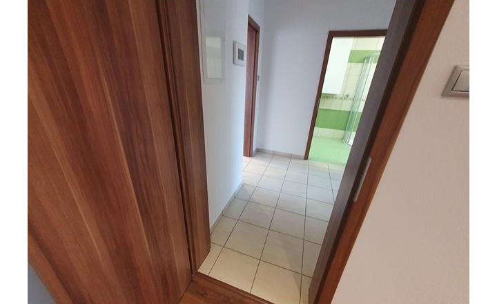 Moderní kancelárske priestory+3izb.byt, Piešťany,Ststaničná - fotografia 32