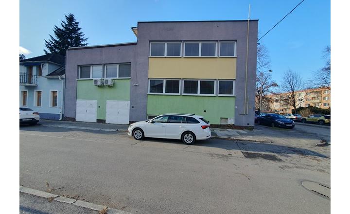 Moderní kancelárske priestory+3izb.byt, Piešťany,Ststaničná - fotografia 39