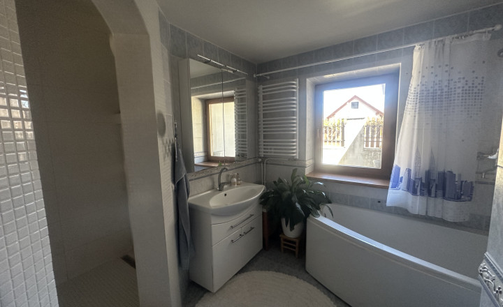 Rodinný dom (2x bytová jednotka) 5400m2 Podbranč pri Senici - fotografia 8