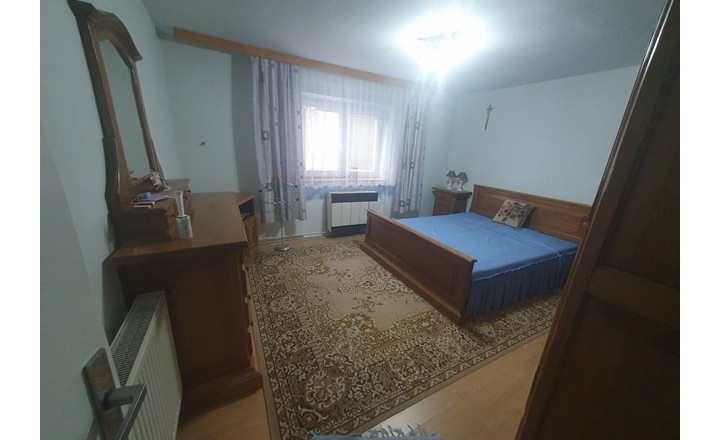 Rodinný dom 5iz.1438m2+garáž+4x parkov. Dolné  Dubové pri TT - fotografia 9