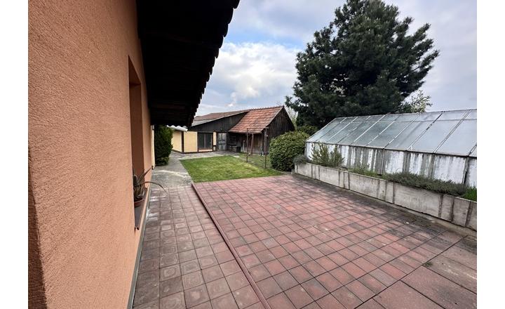 Rodinný dom 5iz.1438m2+garáž+4x parkov. Dolné  Dubové pri TT - fotografia 33