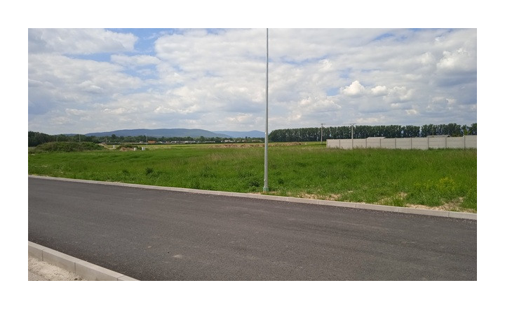 Pozemok pre výstavbu RD 730m2 Hrádok pri Piešťanoch