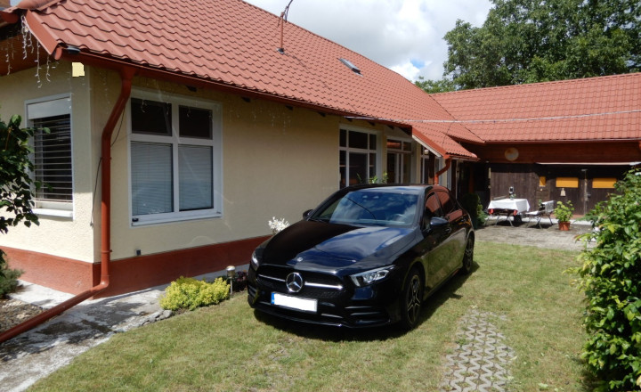 REZERVOVANÉ. Útulný rodinný dom, 130 m2, Hronské Kľačany, okr. Levice