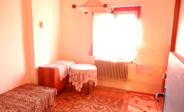 Slnečný rodinný dom, 121 m2, garáž, Pastovce, okr. Levice - fotografia 8