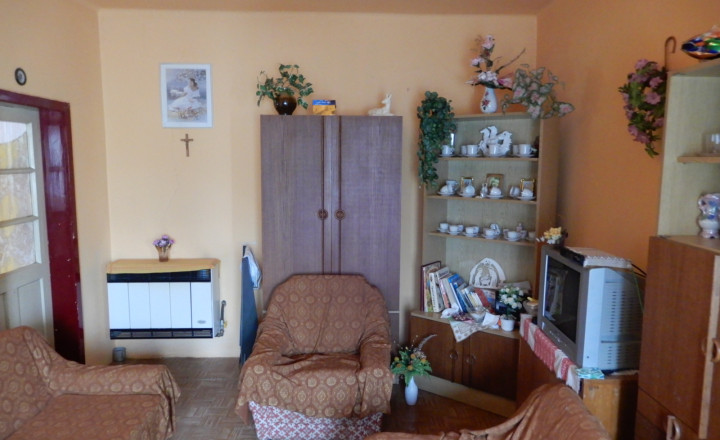 Slnečný rodinný dom, 120 m2, Dedinka, okr. Nové Zámky - fotografia 1