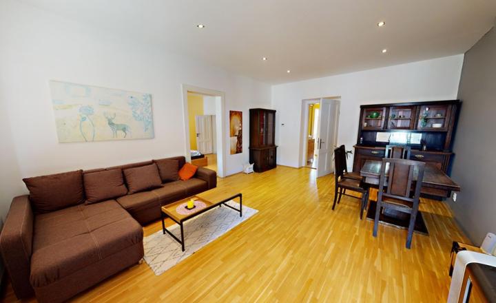 STAROMESTSKÝ 2-IZBOVÝ BYT S BALKÓNOM, 87m2, ŽILINA - CENTRUM - fotografia 1