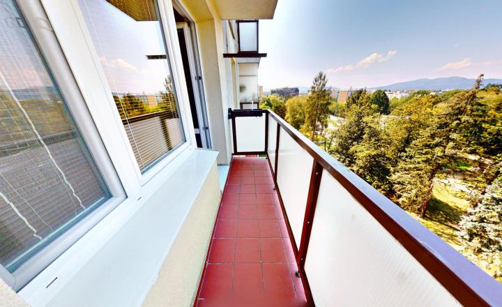 KOMPLETNE ZARIADENÝ 2-IZBOVÝ BYT, 58m², ŽILINA - VLČINCE II. - fotografia 5