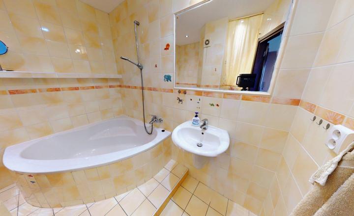 KOMPLETNE ZARIADENÝ 2-IZBOVÝ BYT, 58m², ŽILINA - VLČINCE II. - fotografia 13