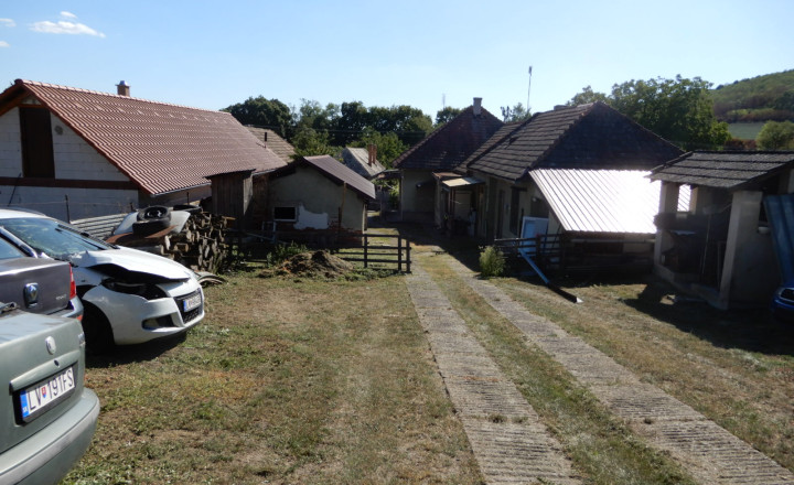 Útulný rodinný dom, 130 m2, garáž, Malé Kozmálovce, okr. Levice - fotografia 12