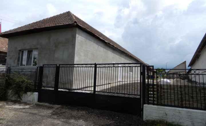 Útulný Rodinný dom, 130 m2, rekonštrukcia, Zbrojníky, okr. Levice