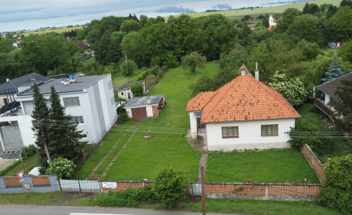 MOŽNÁ DOHODA! ! Rodinný dom, 143 m2, garáž, Kalinčiakovo