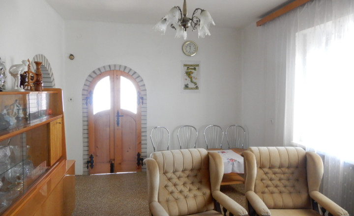 MOŽNÁ DOHODA! ! Rodinný dom, 143 m2, garáž, Kalinčiakovo - fotografia 3