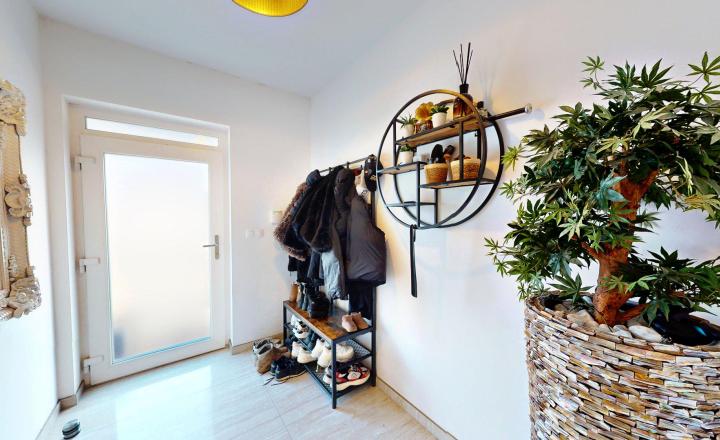 4 izbový moderný RD Galanta- Mládežnícka štvrť - fotografia 15
