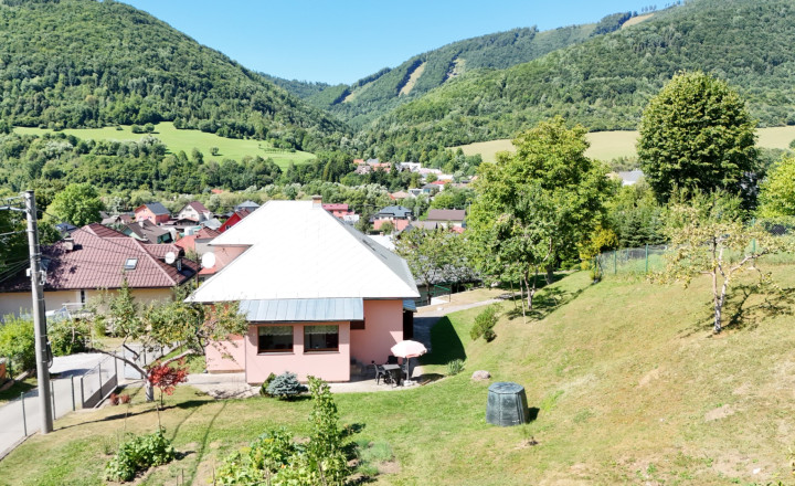 RODINNÝ DOM TERCHOVÁ - VYŠNÉ KAMENCE, POZEMOK 2398 m²