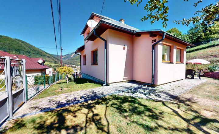 RODINNÝ DOM TERCHOVÁ - VYŠNÉ KAMENCE, POZEMOK 2398 m² - fotografia 6