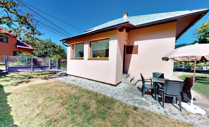 RODINNÝ DOM TERCHOVÁ - VYŠNÉ KAMENCE, POZEMOK 2398 m² - fotografia 7