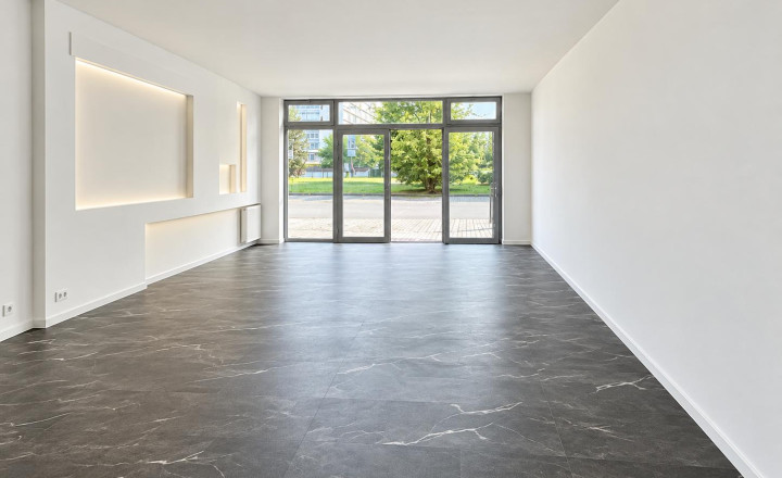 OBCHODNÝ PRIESTOR, 82 m², VÝKLAD, ŽILINA - HLINY VIII.